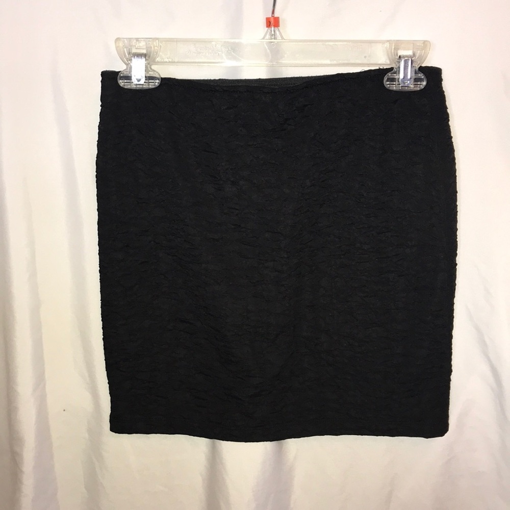 Scrunch black mini skirt